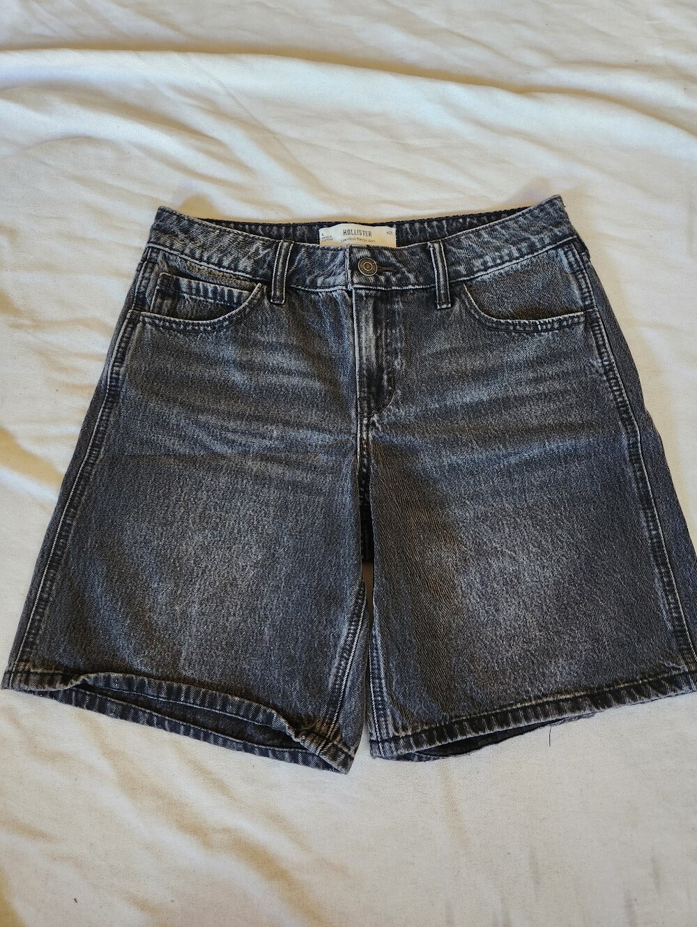 Hollister Low Rise Baggy Jorts Denim Shorts W27